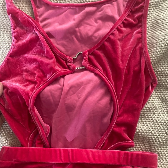 Velvet Pink two piece - Picture 3 of 5